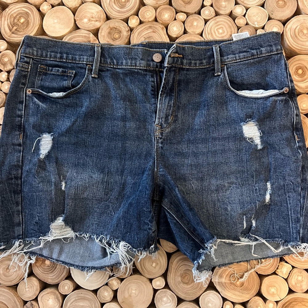 Old Navy Midi Distressed Shorts